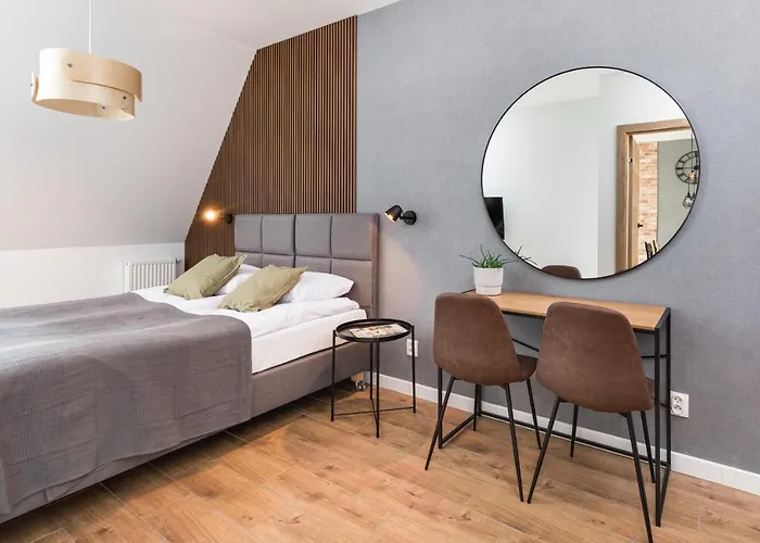 Old Town Black Apartament